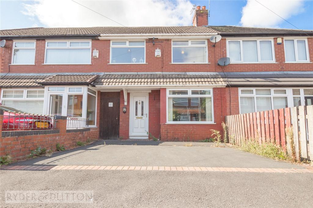 Birch Avenue, Alkrington, Middleton... 3 bed terraced house £185,000