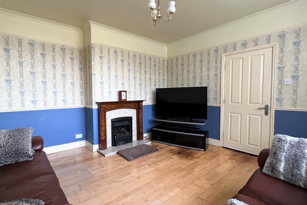 Dalby Road, Melton Mowbray 3 bed semidetached house £250,000