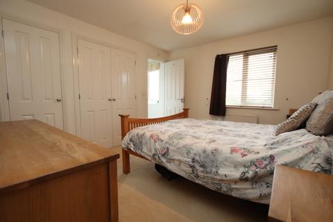 1 Baker Crescent, Dartford, DA1 2NF