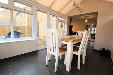 5 Carlisle Close, Sandy, SG19 1TY