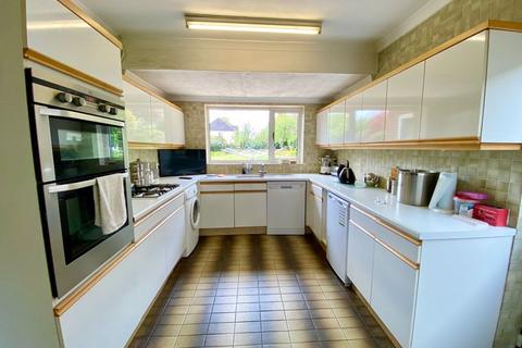 37 Parkwood Road, Bexley, DA5 3NW