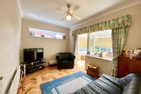37 Parkwood Road, Bexley, DA5 3NW