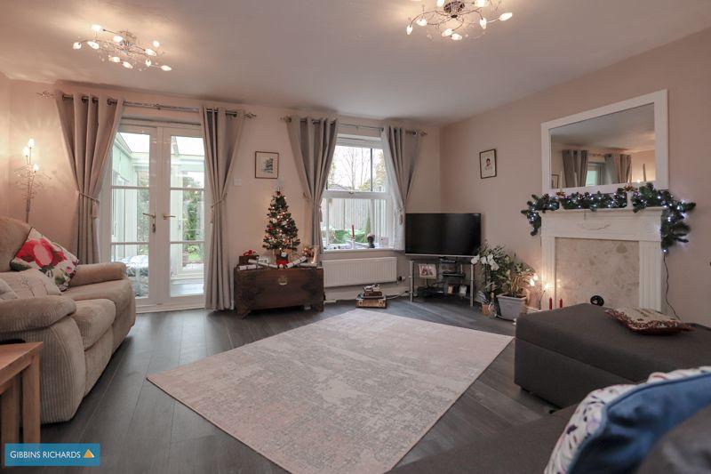 Barbers Mead, Taunton 3 bed terraced house £270,000