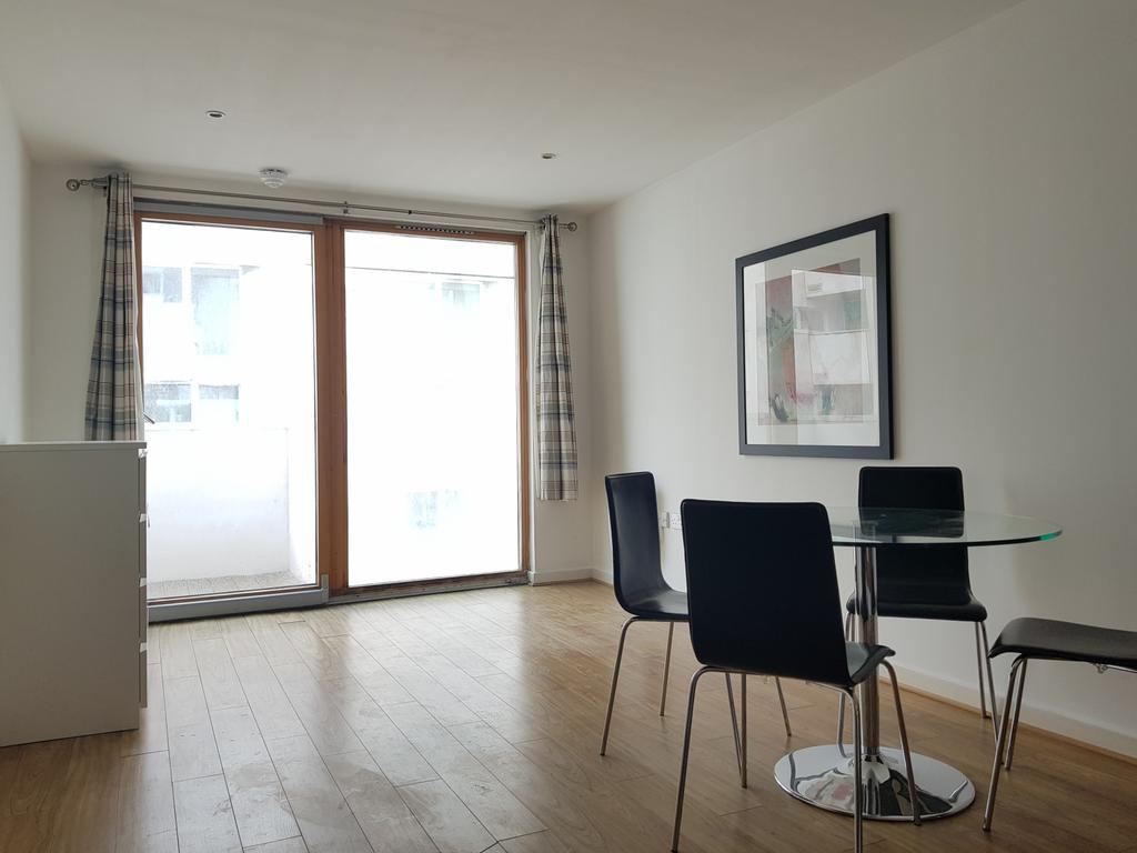 Spacious 1 Bed Flat in the Ropeworks Building, Ba