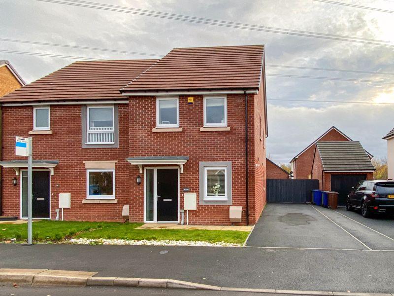 Lakeside Boulevard, Cannock, WS11 0GW 2 bed semidetached house £189,950