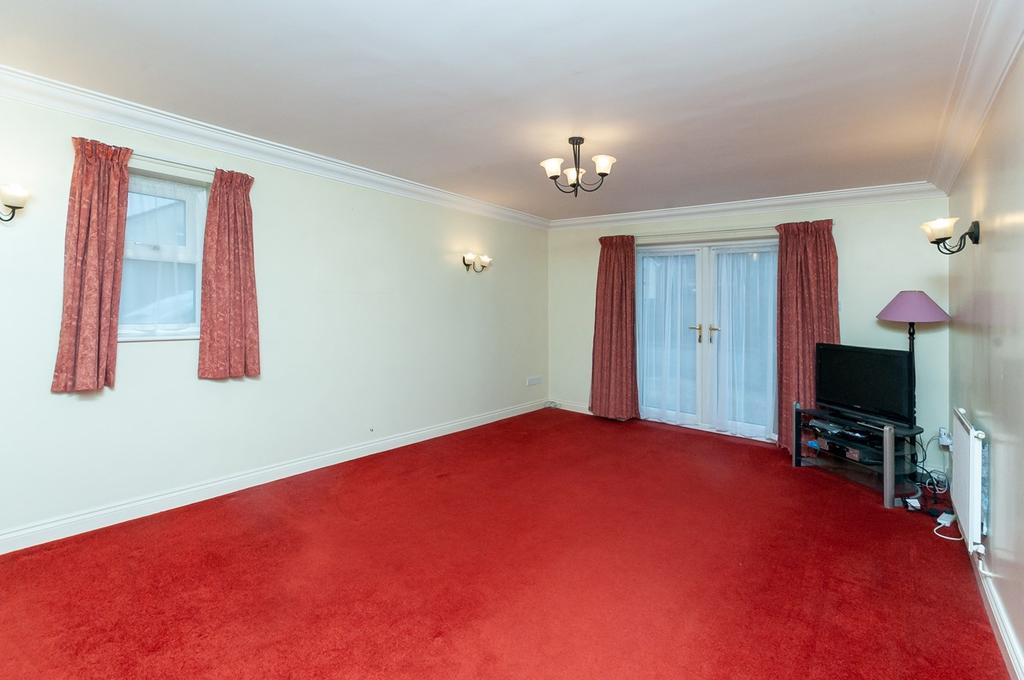 Warrington Road, Risley, Warrington, WA3 4 bed detached house £375,000