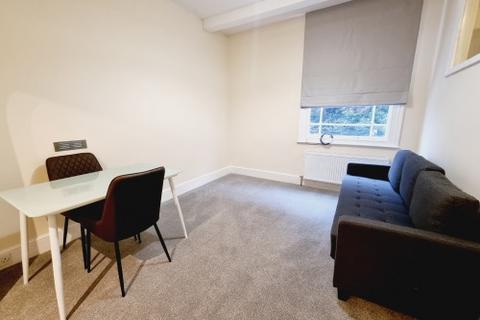 2 bedroom flat to rent, St Marys Road, Leamington Spa