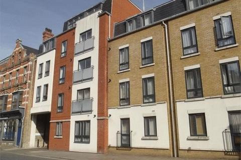2 bedroom apartment to rent, Lyon Court, High Street, Rochester