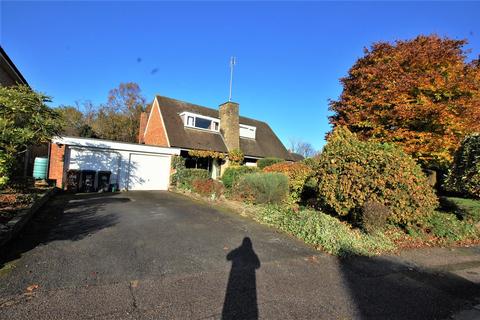 10 Sunnyfield, Hatfield, AL9 5DX
