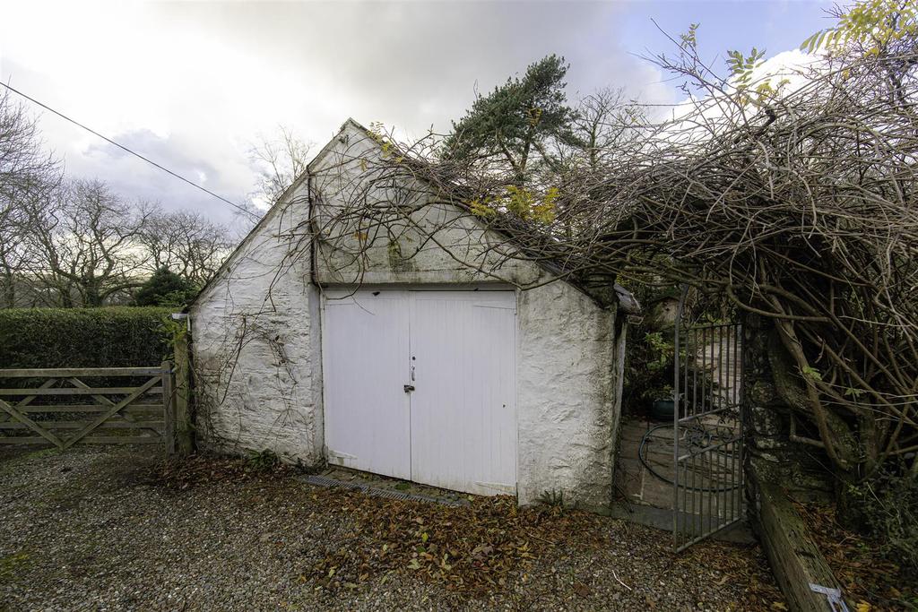 Garage.jpg
