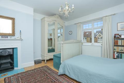 54 Athelstan Road, Faversham, ME13 8QN