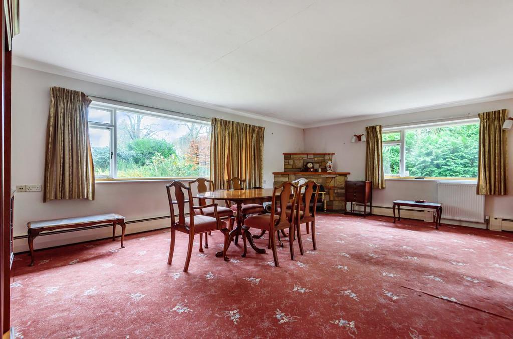 Lakewood Road, Chandlers Ford 3 bed detached bungalow £995,000