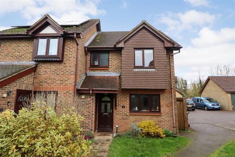 4 Bignor Close, Horsham, RH12 5JQ
