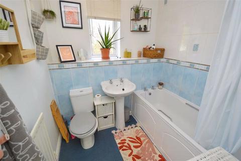 123 Ambleside Drive, Leicester, LE2 9FD