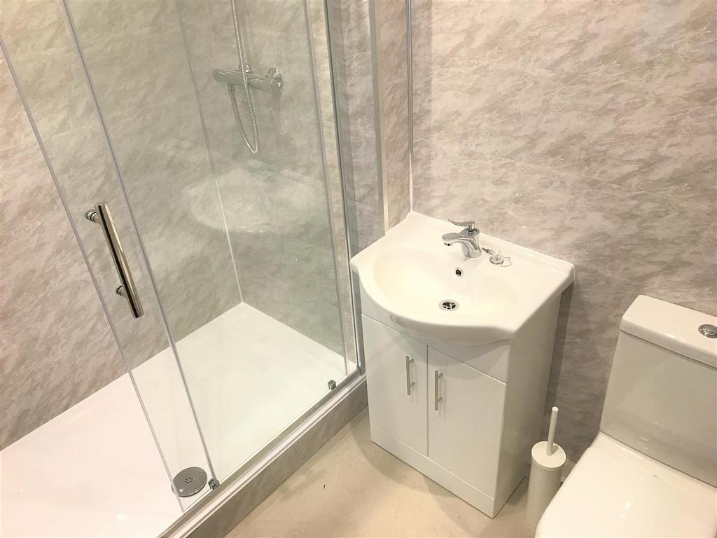 ROOM IN SHARED HOUSE, Ashcroft Road, Luton, Bedfordshire, LU2 1 bed