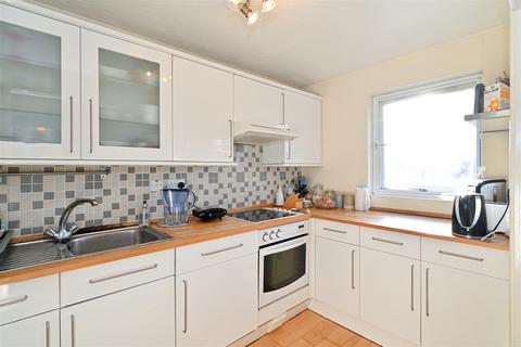 17 Undine Road, London, E14 9UW