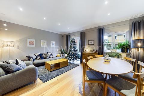 64 Gatehead Crescent, Bishopton, PA7 5QN
