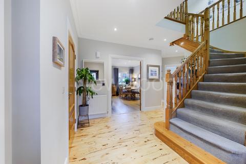 64 Gatehead Crescent, Bishopton, PA7 5QN