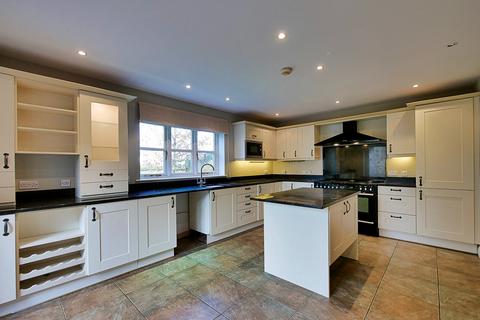 4 bedroom detached house to rent, Cargill Place, OAKSEY