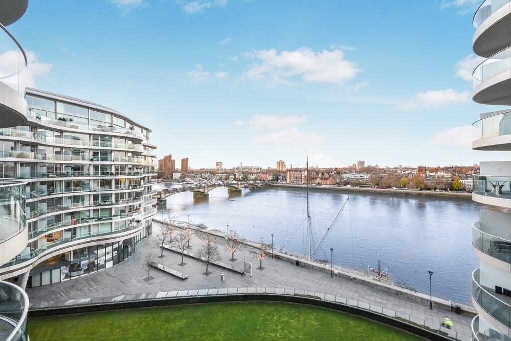 Albion Riverside, London SW11 2 bed apartment for sale £1,950,000
