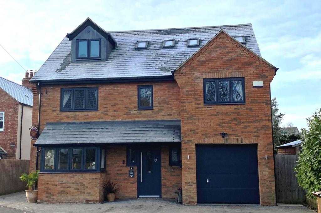 Wellingborough Road, Mears Ashby... 4 bed detached house £549,500