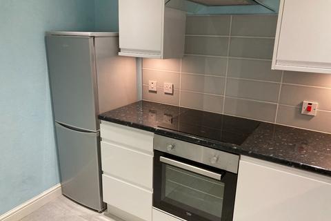 1 bedroom flat to rent, Milton Street, Abbeyhill, Edinburgh, EH8