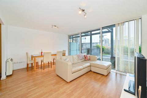 2 bedroom flat for sale, Berglen Court Branch Road Limehouse E14