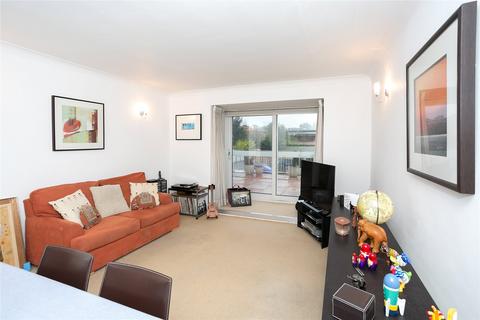 2 bedroom apartment to rent, Heath Lodge, High Road, Bushey Heath, Bushey, WD23