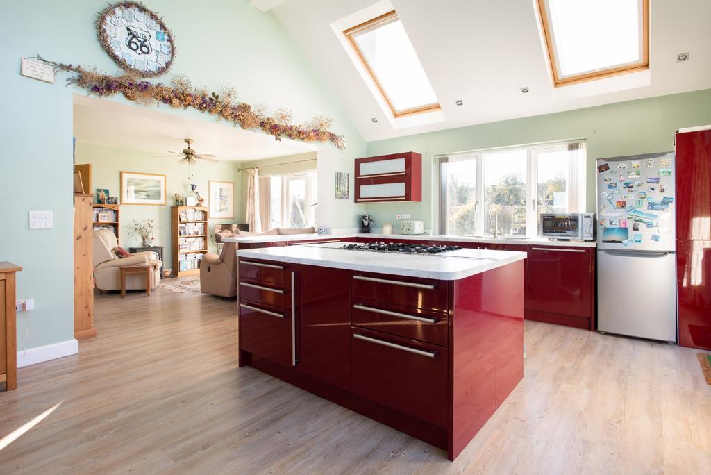 Wick, Glastonbury 3 bed detached house £600,000