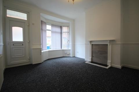 2 bedroom terraced house to rent, Marlborough Avenue, Hampshire St, Hull, HU4
