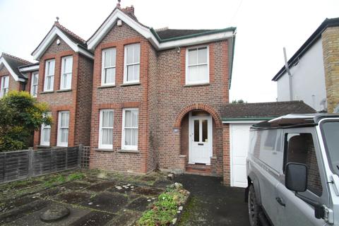 25 Cross Road, Bromley, BR2 8PH