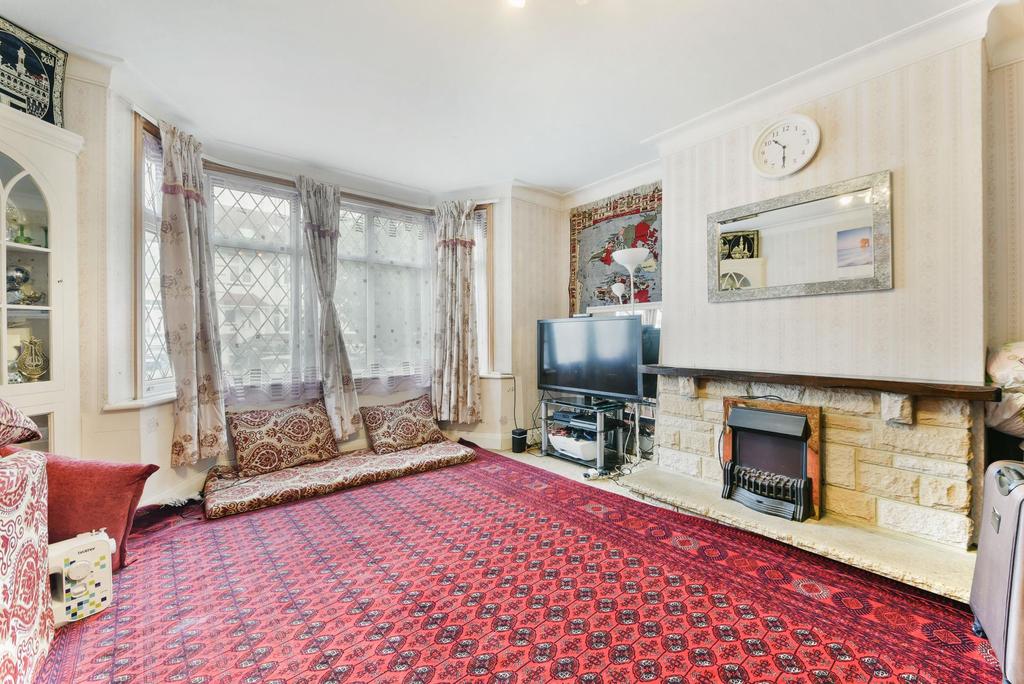 Boston Gardens, Brentford, London, TW8 4 bed semidetached house £