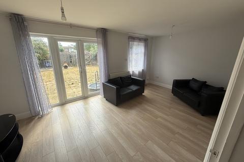 3 bedroom end of terrace house to rent, Norburn, Bretton, Peterborough, Cambridgeshire. PE3 8NR