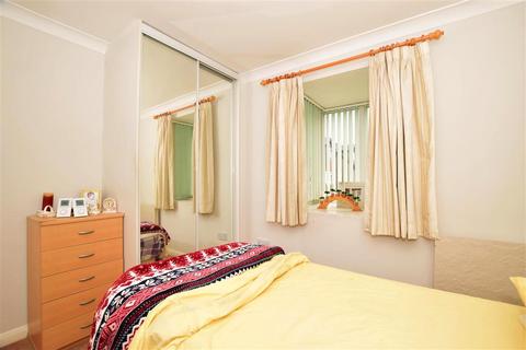 1 bedroom flat for sale - Portland Road, East Grinstead, West Sussex