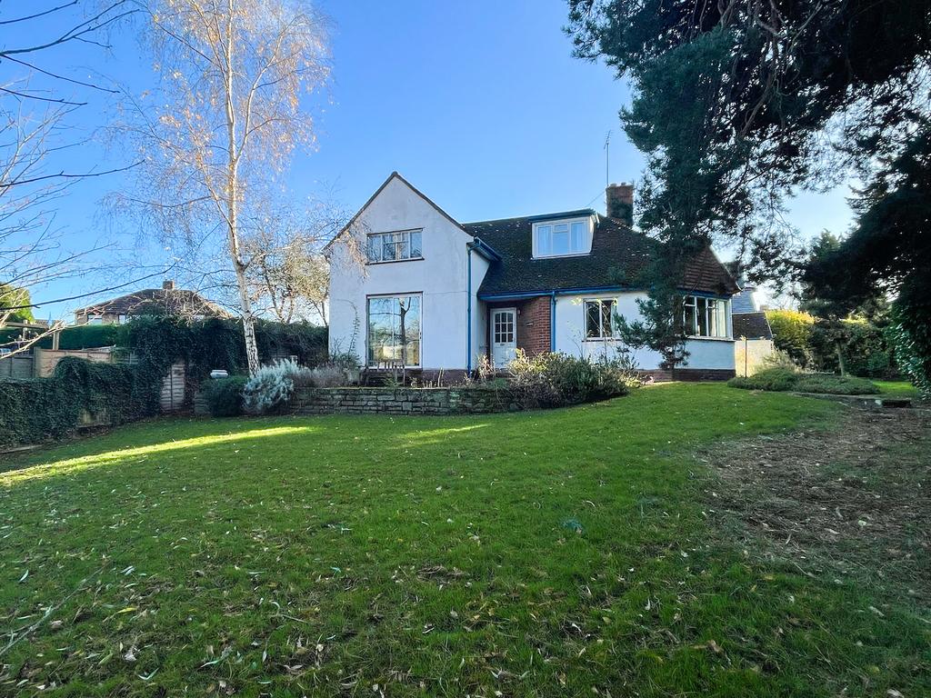 Hafod Road, Hereford 4 bed detached house £350,000