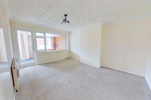20 Croshaw Close, Lancing, BN15 9LE