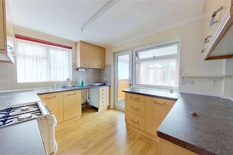 20 Croshaw Close, Lancing, BN15 9LE