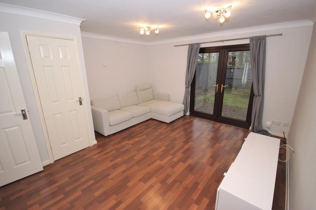 Penydarren Drive, Whitchurch, Cardiff 2 bed terraced house £200,000