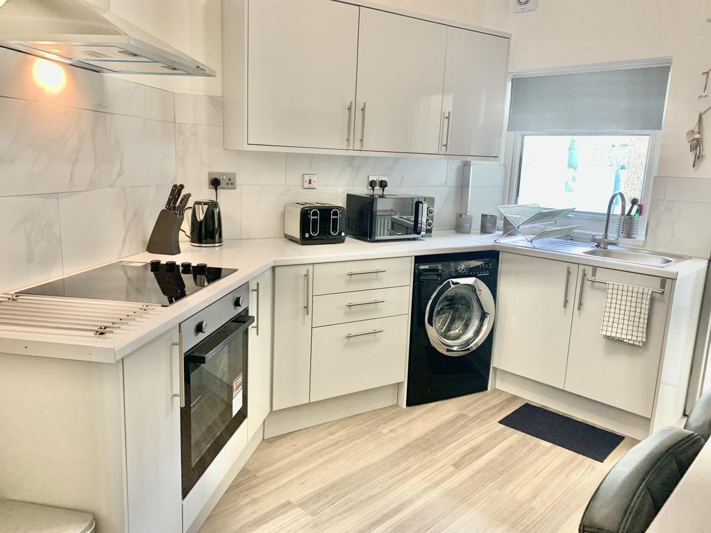 Bristol Street, Newport NP19 2 bed terraced house £145,000