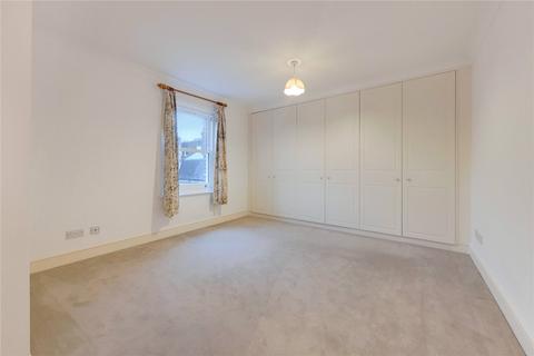 36c Marryat Square, London, SW6 6UA