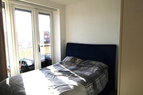 1 bedroom flat to rent, St James Place, De Grey Road