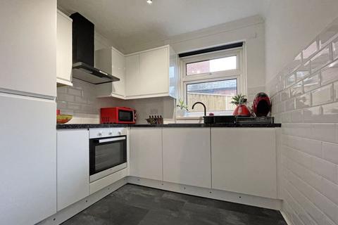 32 Chudleigh Road, Exeter, EX2 8TU