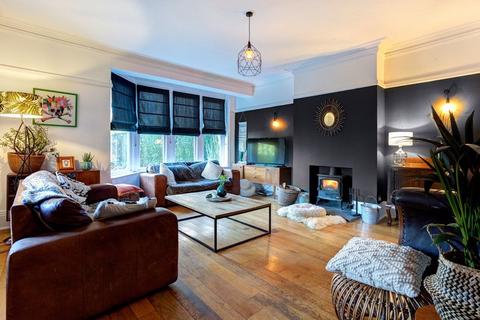 100 Biddulph Road, Congleton, CW12 3LY