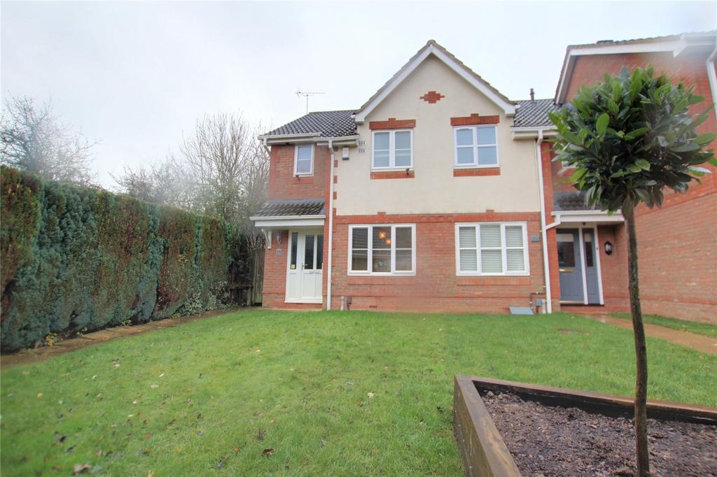 Montague Close, Wokingham, RG40 2 bed end of terrace house £1,400 pcm