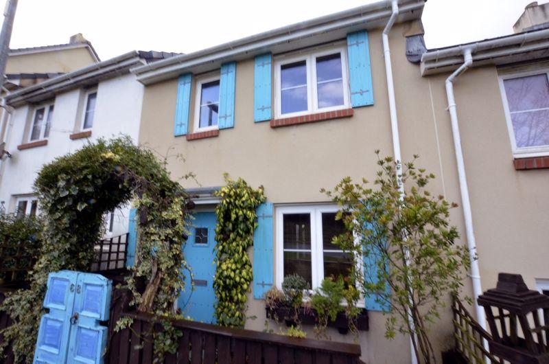 Gilbert Road, Bodmin 3 bed terraced house £895 pcm (£207 pw)