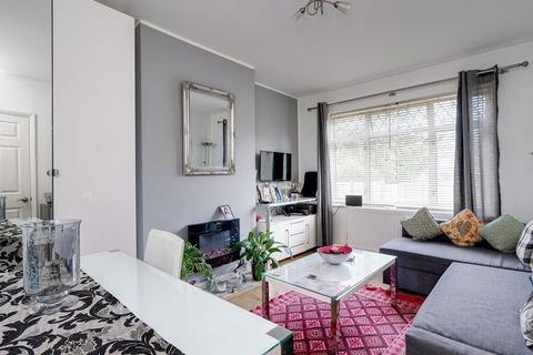 2 bedroom maisonette for sale - Riverside Gardens, Wembley