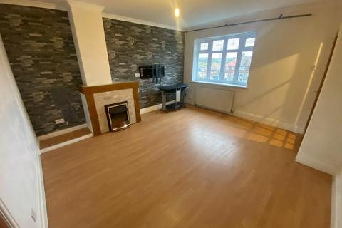 3 bedroom semi-detached house to rent, Plains Road, Plains Farm, Sunderland , SR3