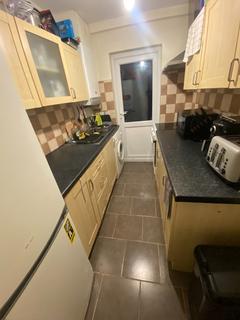 4 bedroom terraced house to rent - BOOTH ROAD, COLINDALE, NW9 5JU