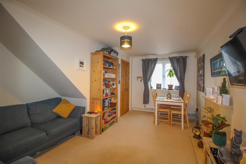 Mill Heath, Bettws, Newport 2 bed terraced house £145,000