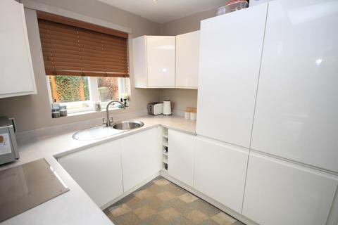 4 Moorside Close, Bradford, BD2 3HJ